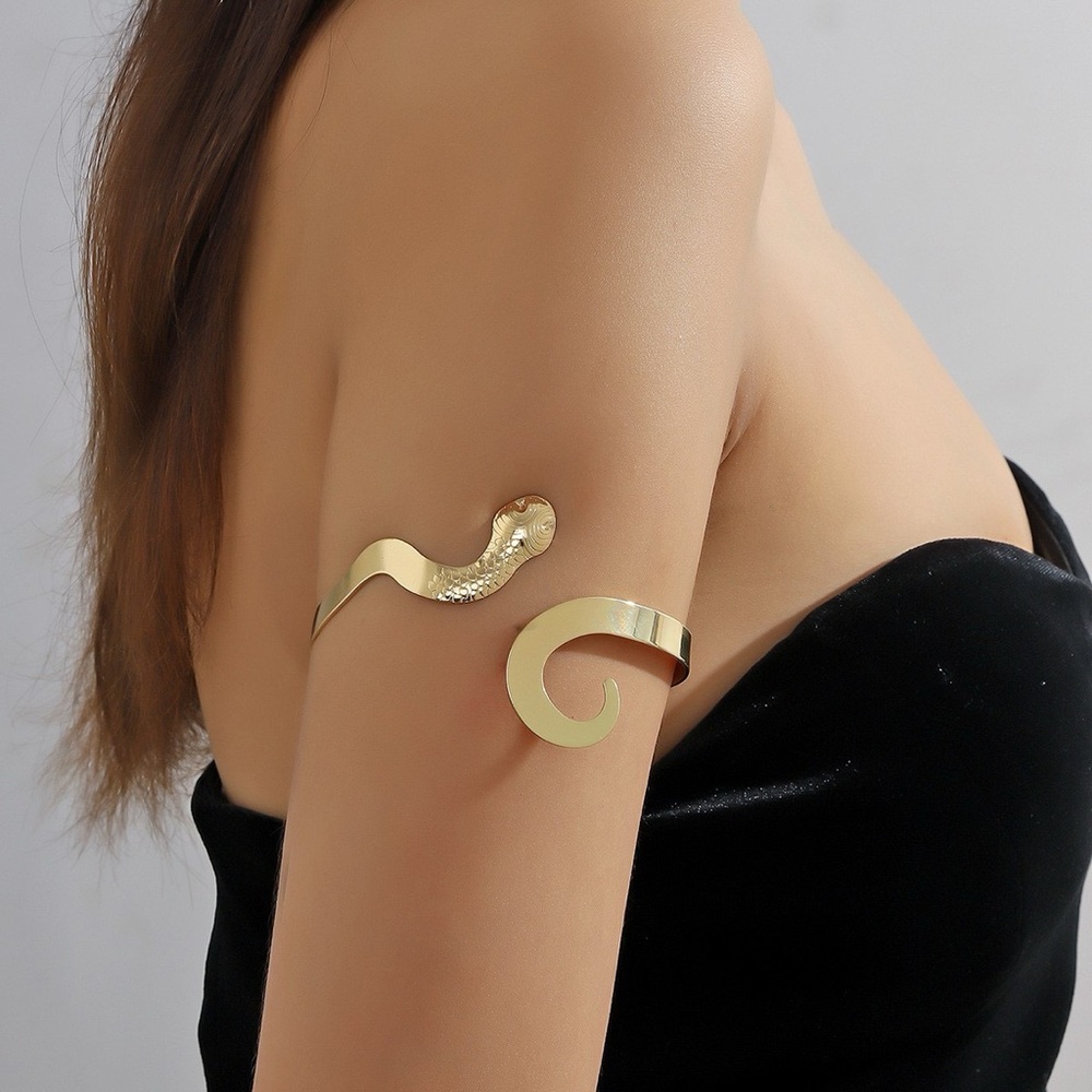 Elegant Gold Arm Cuff Bracelet
